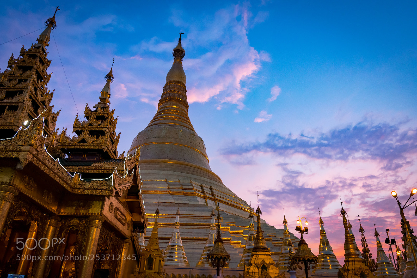 Nikon D5300 sample photo. Sunset at shwedagon pagoda photography