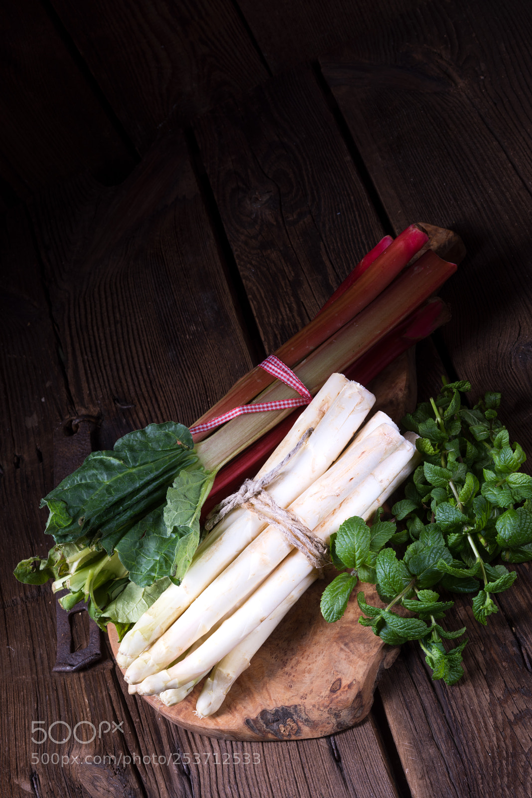 Nikon D810 sample photo. Delicious white asparagus photography