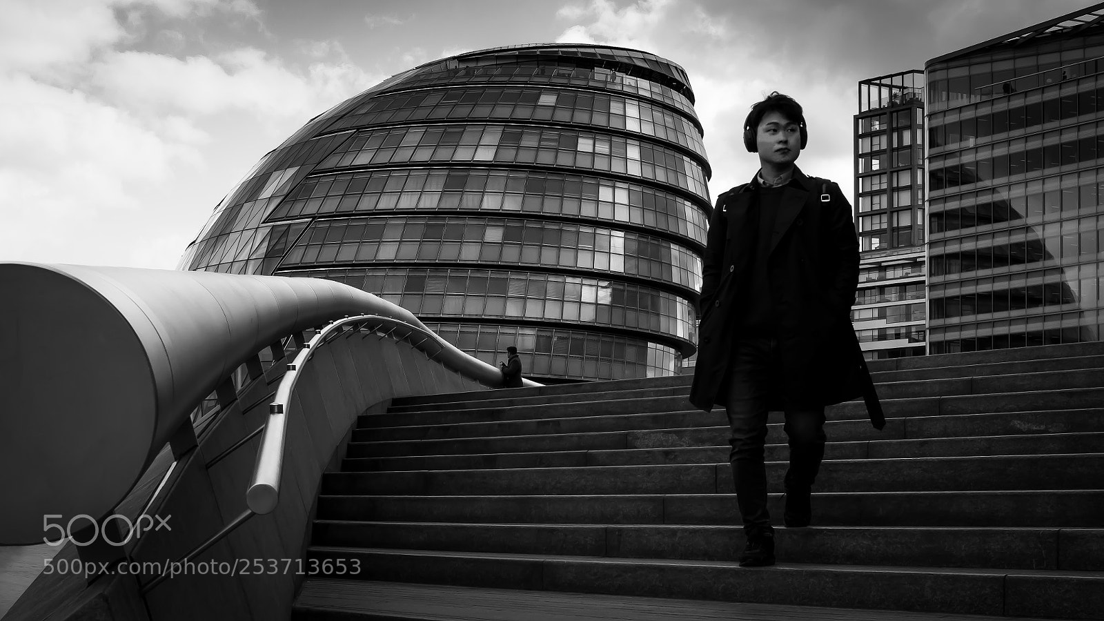 Canon EOS 600D (Rebel EOS T3i / EOS Kiss X5) sample photo. Sounds of london photography
