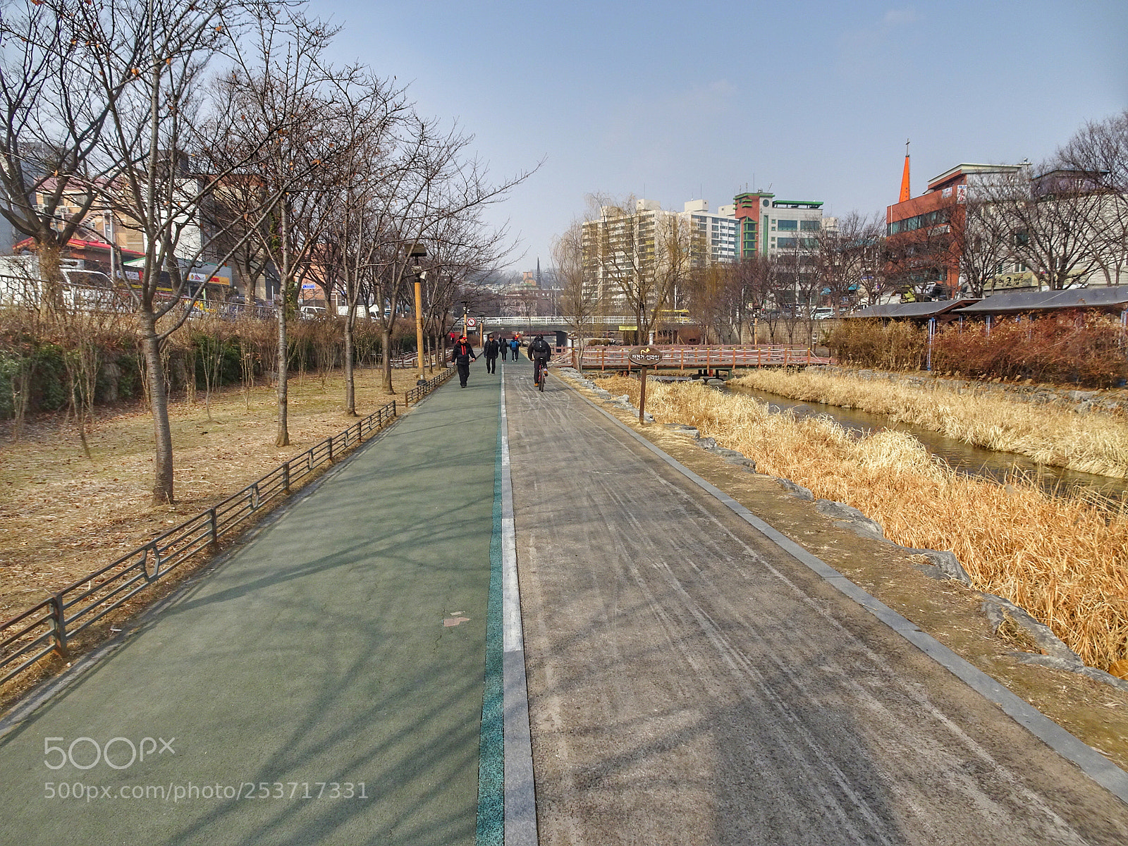 Sony Cyber-shot DSC-HX90V sample photo. City photography
