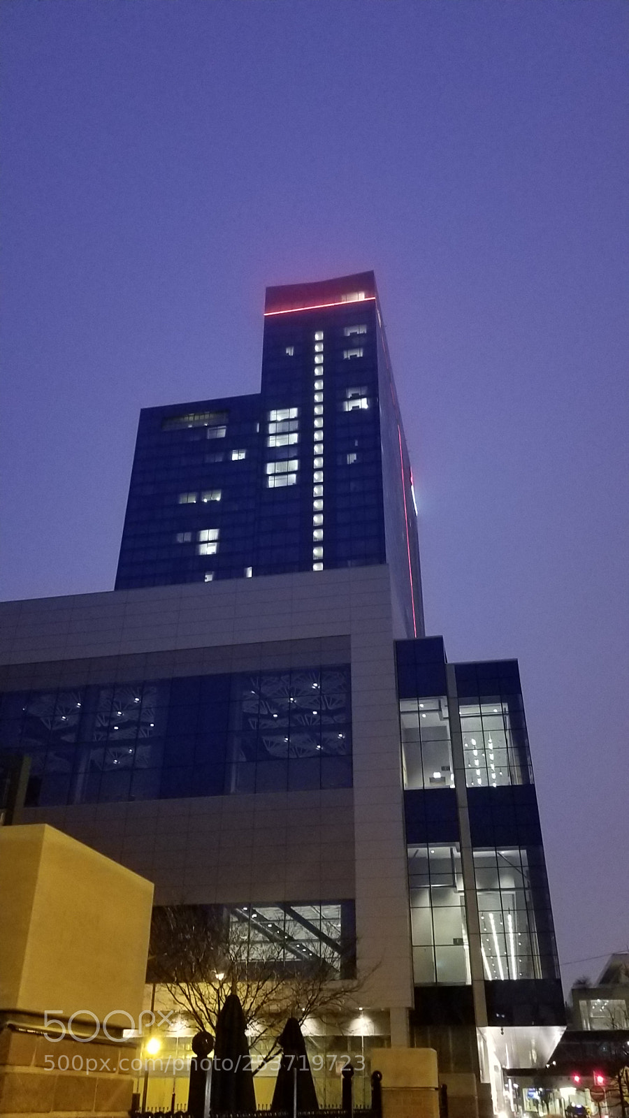 Samsung Galaxy S8 sample photo. Twilight tower photography
