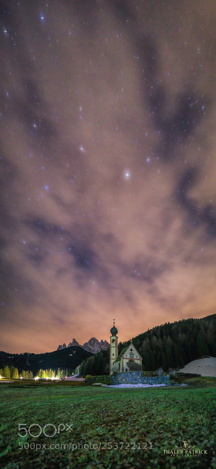 Canon EOS 5D Mark IV sample photo. Little chapel under the photography