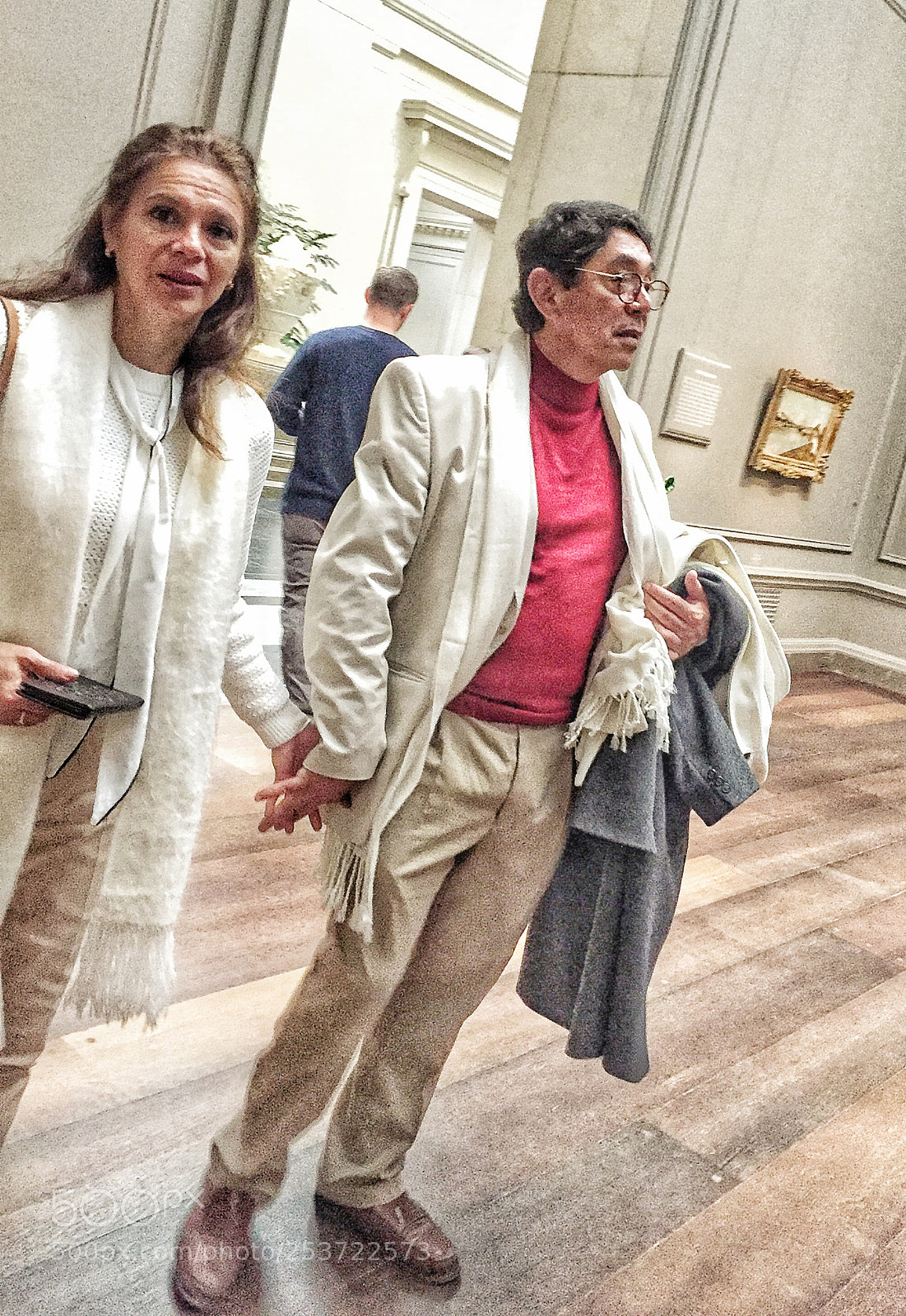 Apple iPhone 6 sample photo. Tourists at brooklyn museum photography