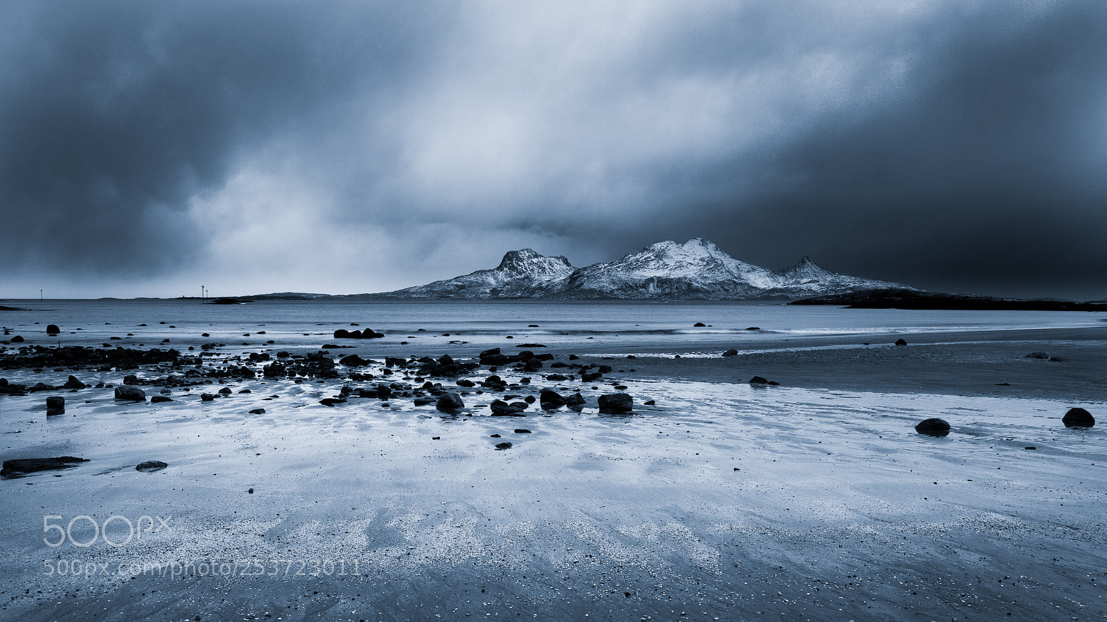 Canon EOS 5D Mark II sample photo. Arctic seascape photography