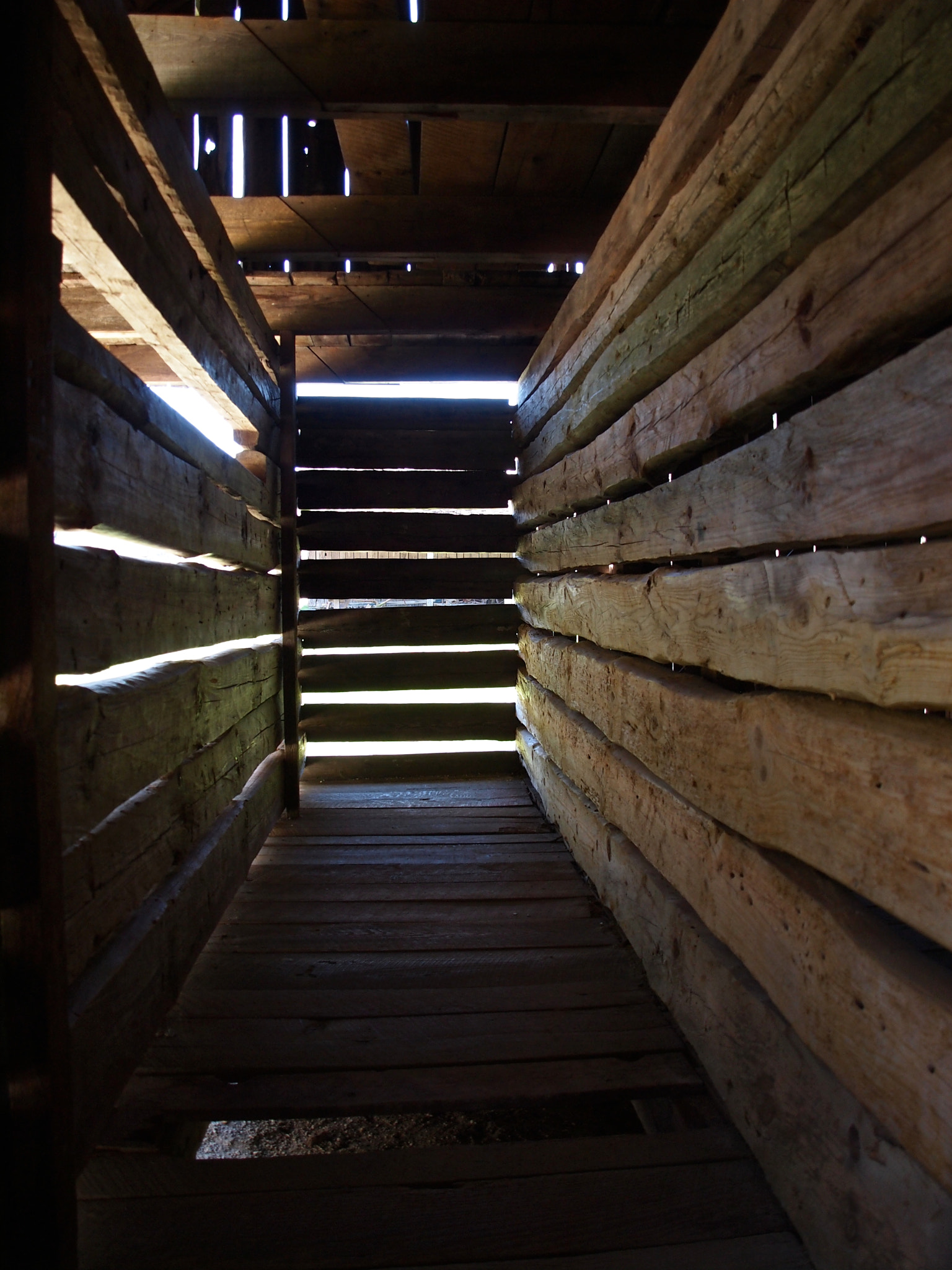 Olympus E-5 sample photo. Barn photography