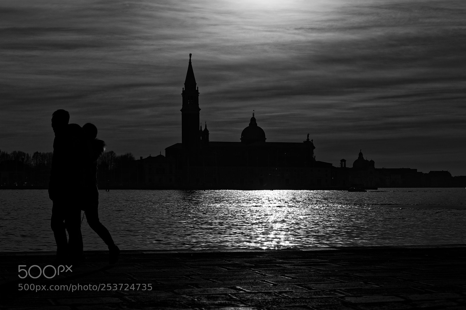 Canon EOS 6D + Canon EF 24-105mm F4L IS USM sample photo. Living in venice photography