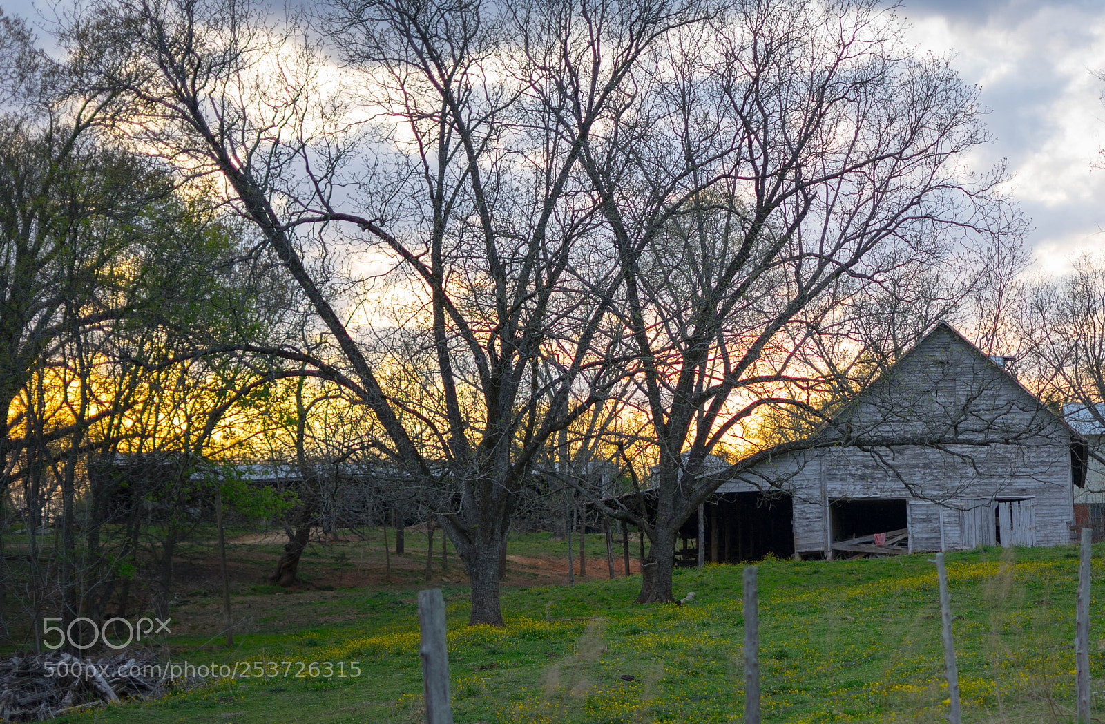 Sony a7 II sample photo. Sunset at the barn photography