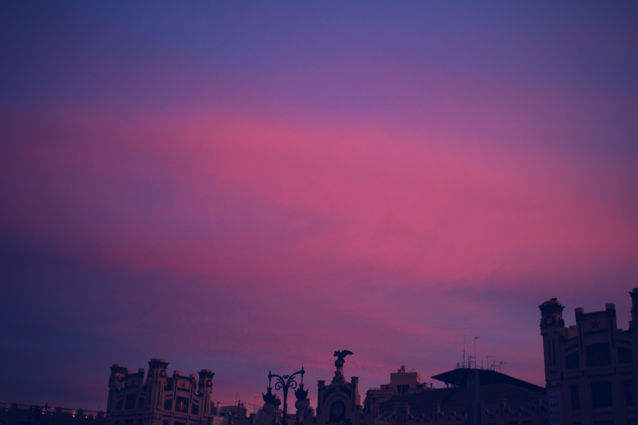 Canon EOS 700D (EOS Rebel T5i / EOS Kiss X7i) + Canon EF 135mm F2.8 SF sample photo. Regla del horizonte photography