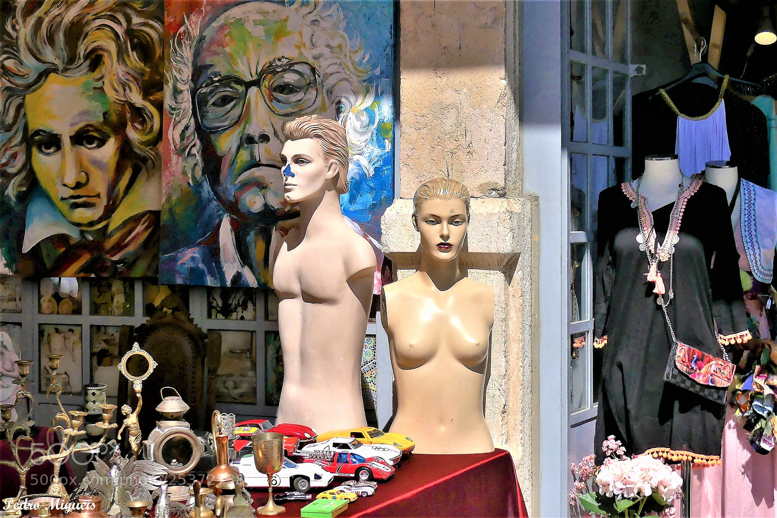 Panasonic Lumix DMC-FZ300 sample photo. Stripped photography