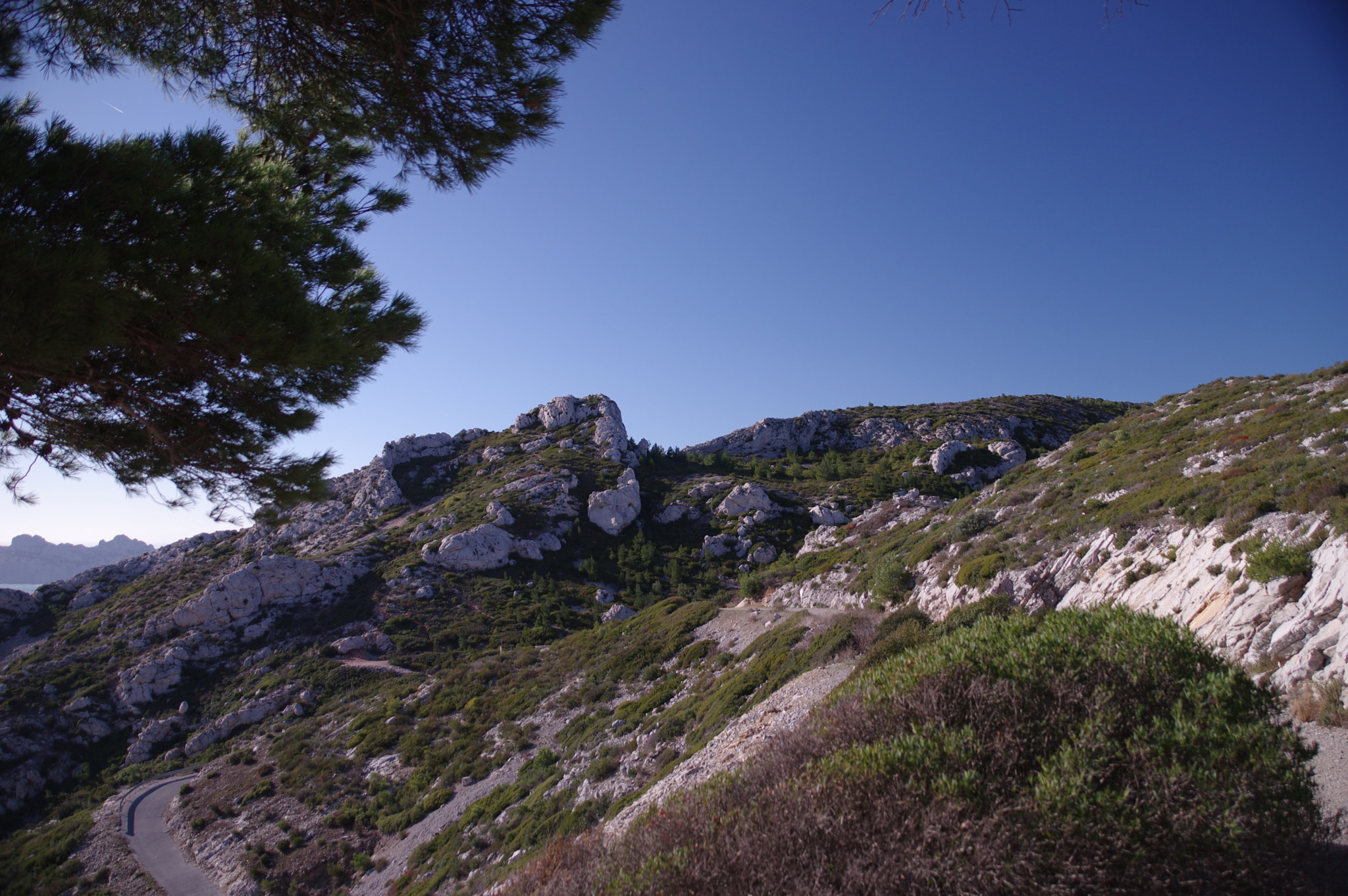 Pentax K-3 II + Pentax smc DA 18-270mm F3.5-6.3 ED SDM sample photo. Les calanques photography