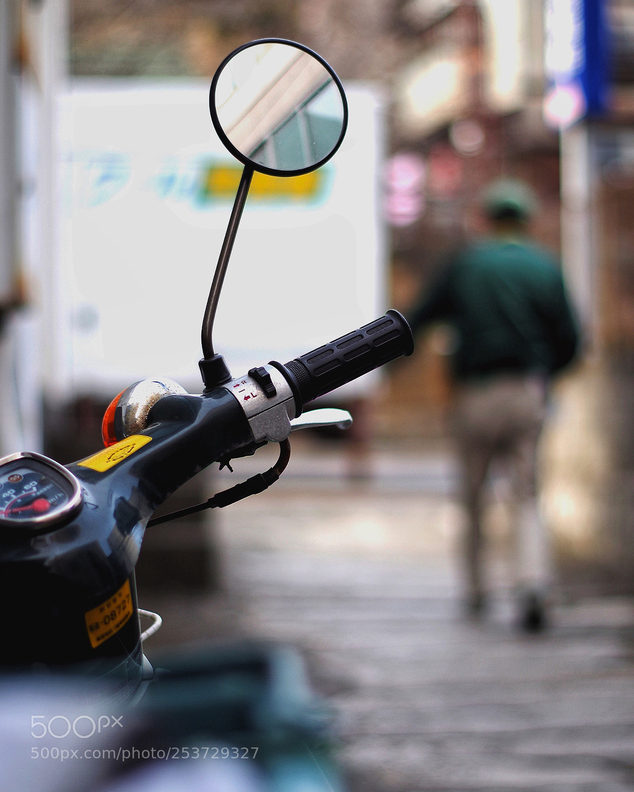 Pentax K-50 sample photo. Hiroshima street photography