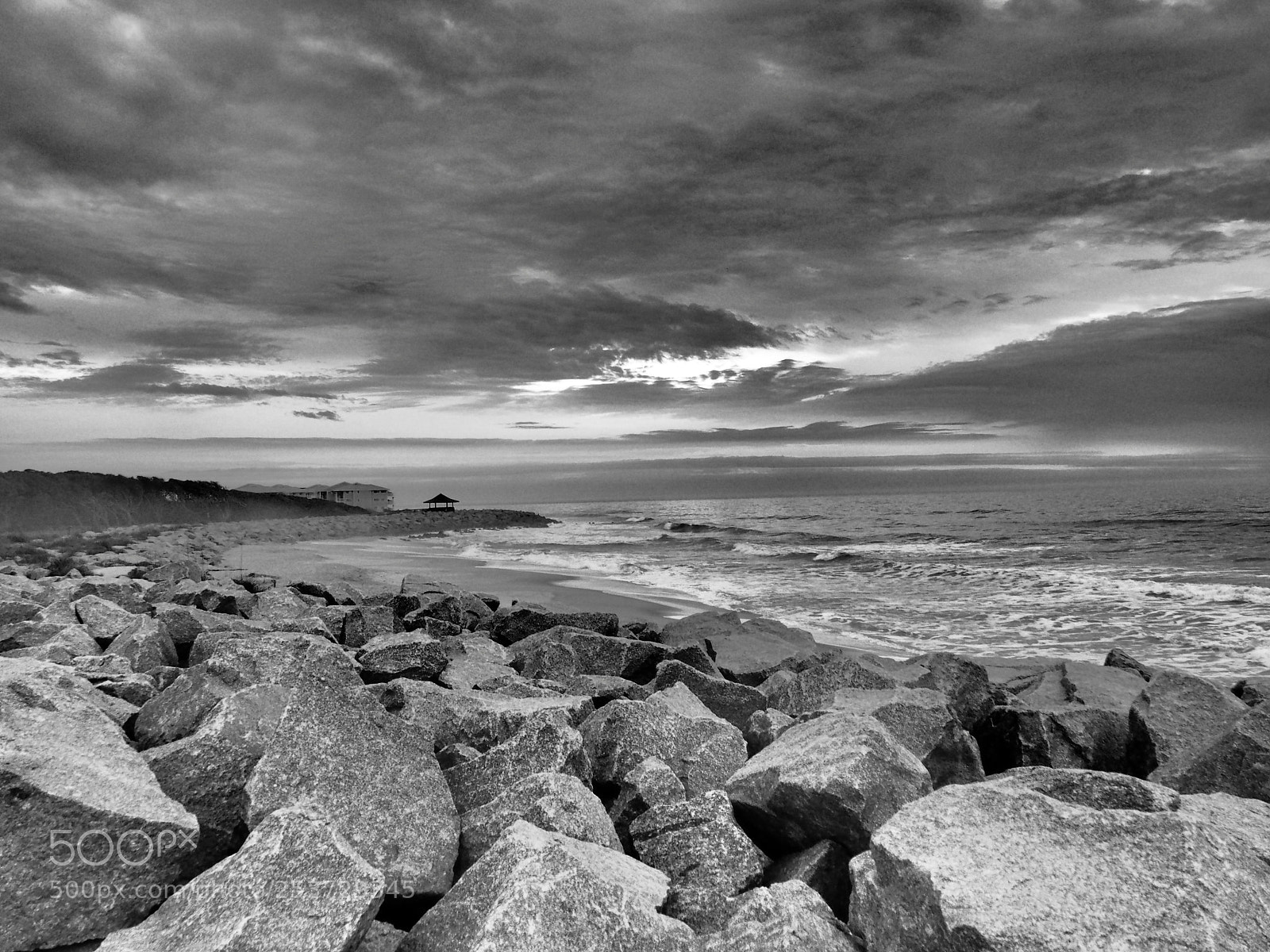 Olympus PEN E-PL6 sample photo. Looking out to sea photography
