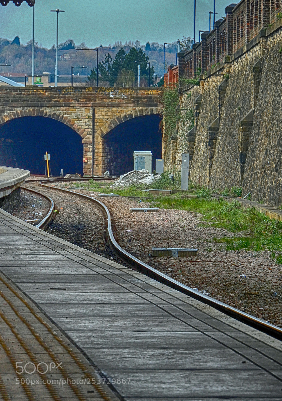 Nikon Coolpix A900 sample photo. Approach to platform sheffield photography