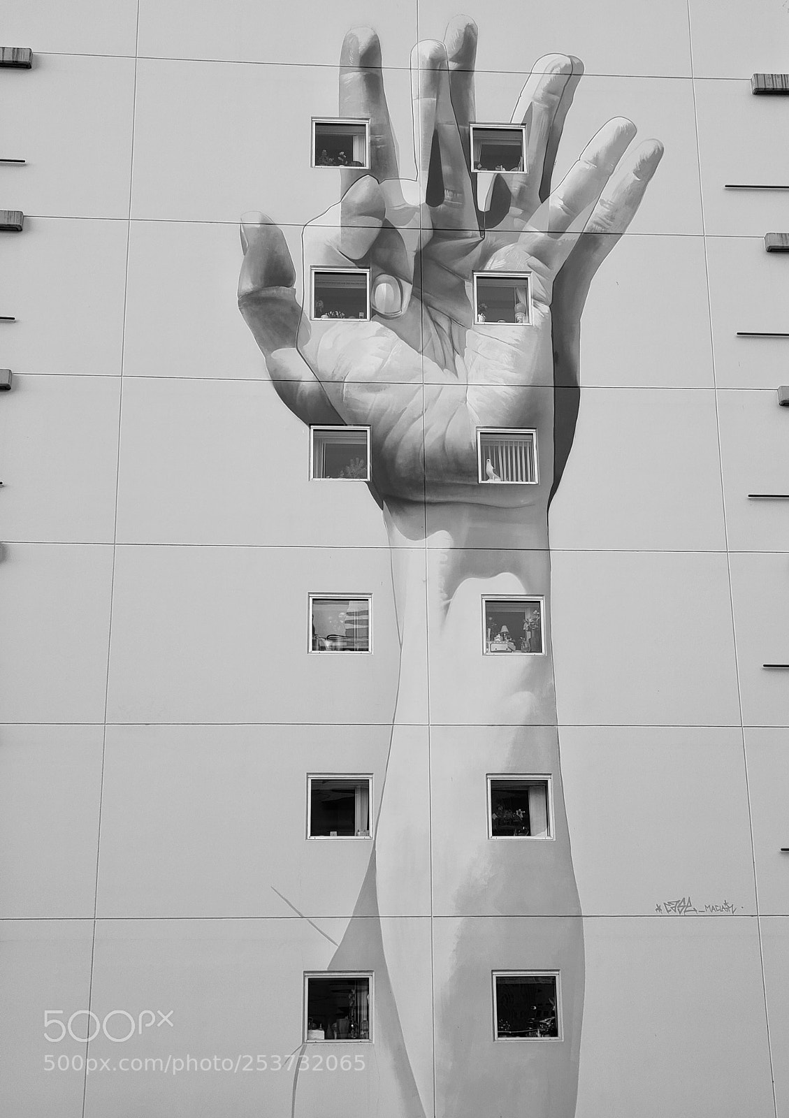 Samsung Galaxy S9+ sample photo. Urban art photography
