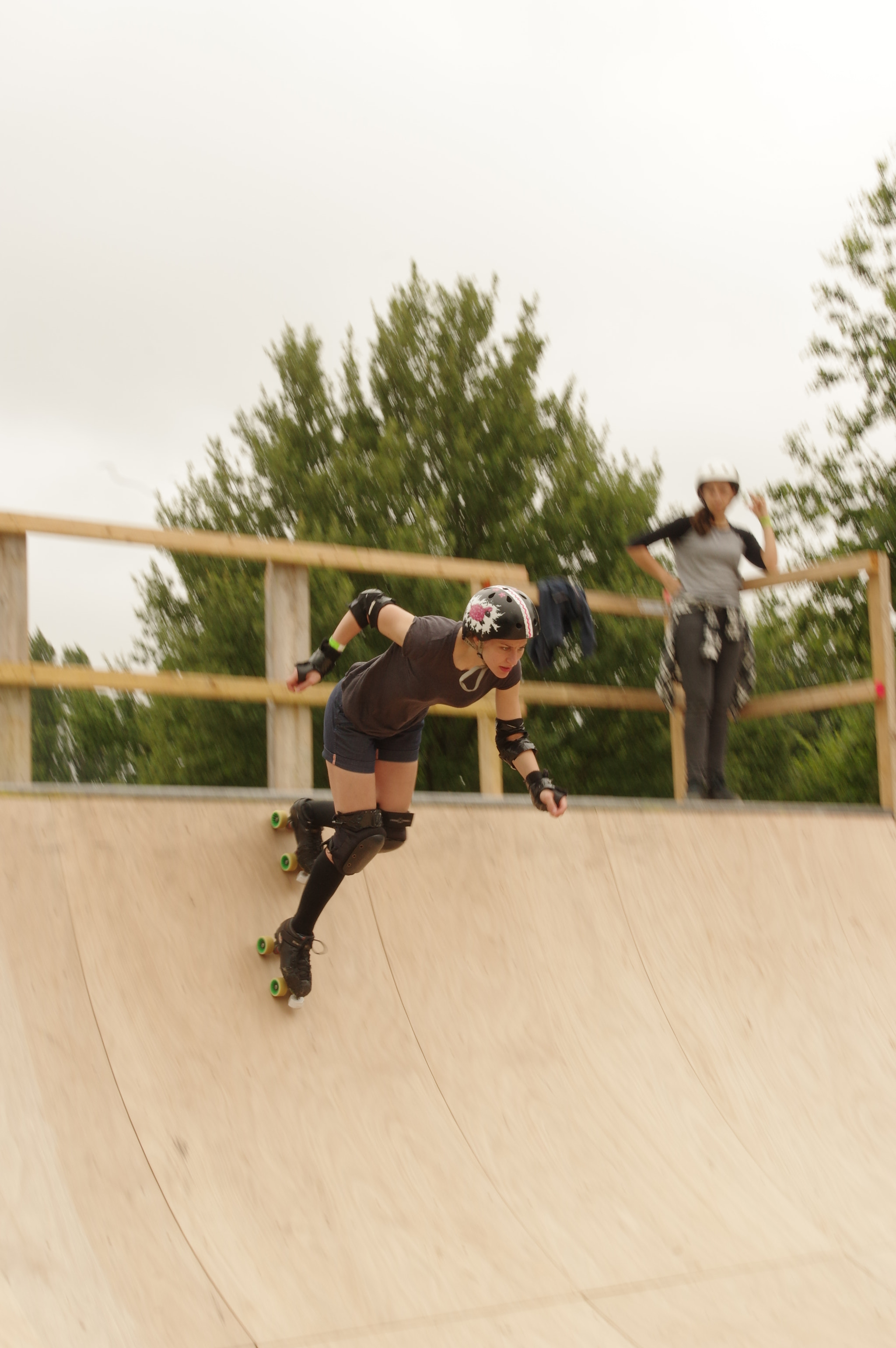 Pentax K-3 II + Pentax smc DA 18-270mm F3.5-6.3 ED SDM sample photo. Funambule du velo et du skate photography