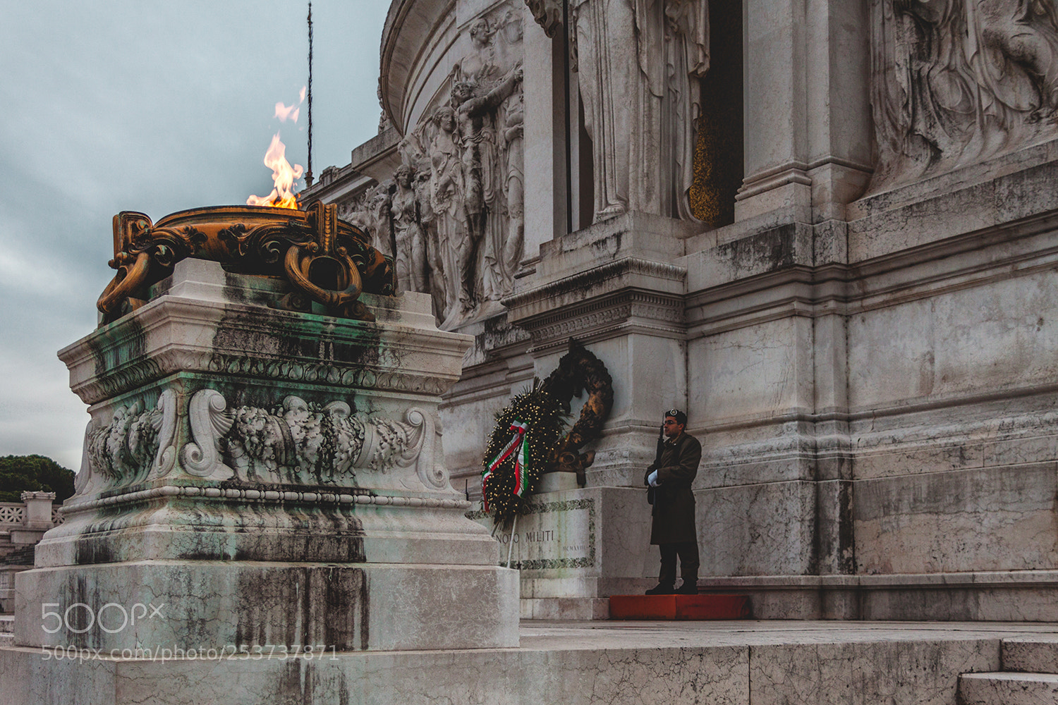 Canon EOS 500D (EOS Rebel T1i / EOS Kiss X3) sample photo. Altare della patria photography