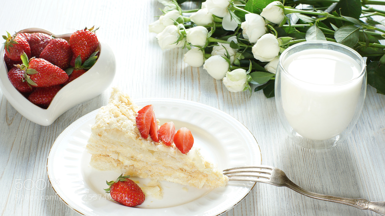 Sony SLT-A65 (SLT-A65V) sample photo. A piece of cake photography