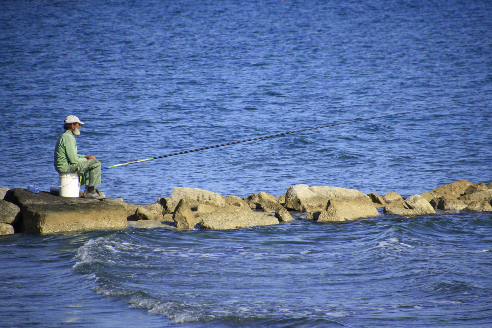 Canon EOS 1000D (EOS Digital Rebel XS / EOS Kiss F) sample photo. Fishing photography