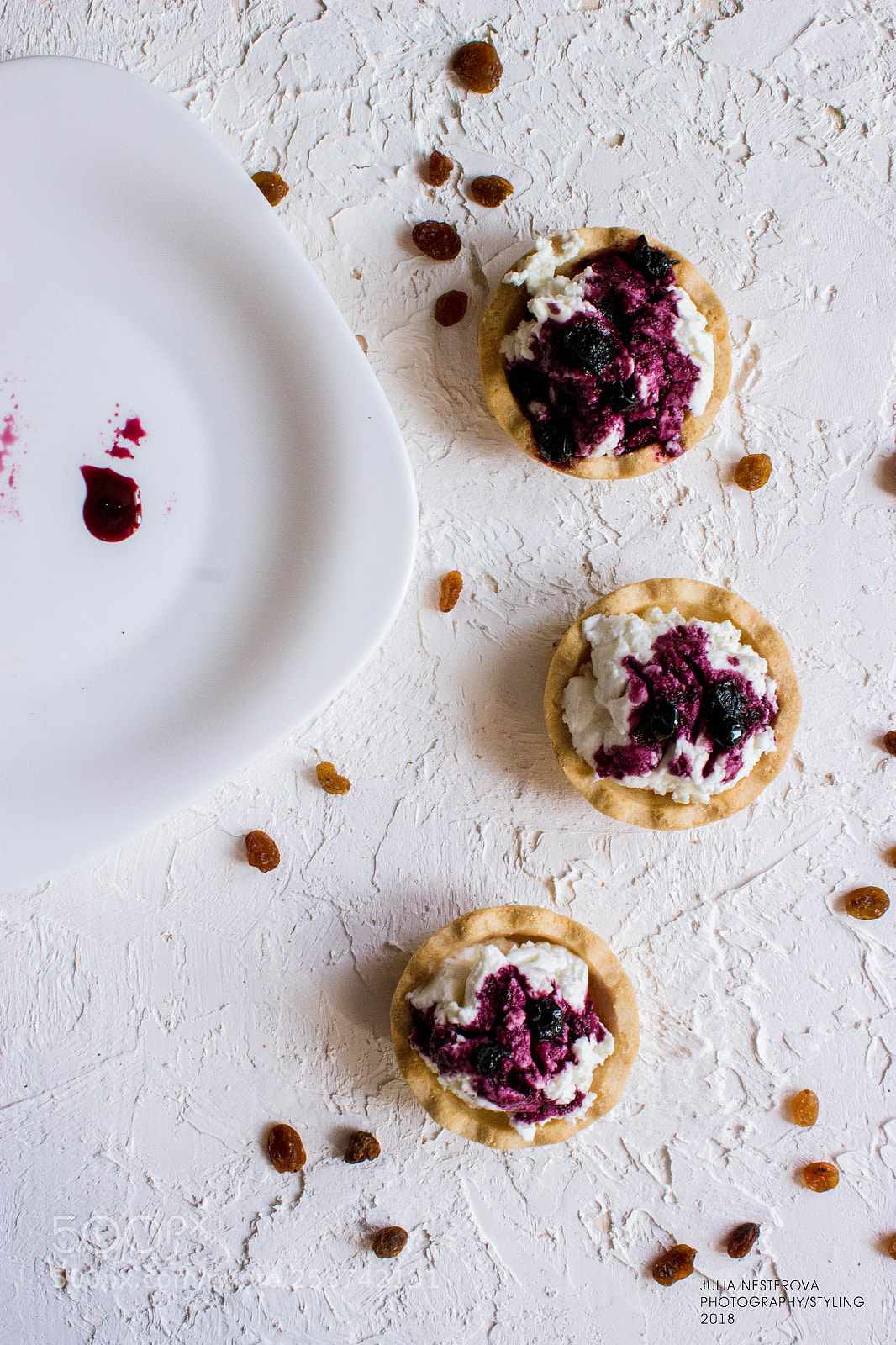 Canon EOS 600D (Rebel EOS T3i / EOS Kiss X5) sample photo. Tartlets with blueberry jam photography