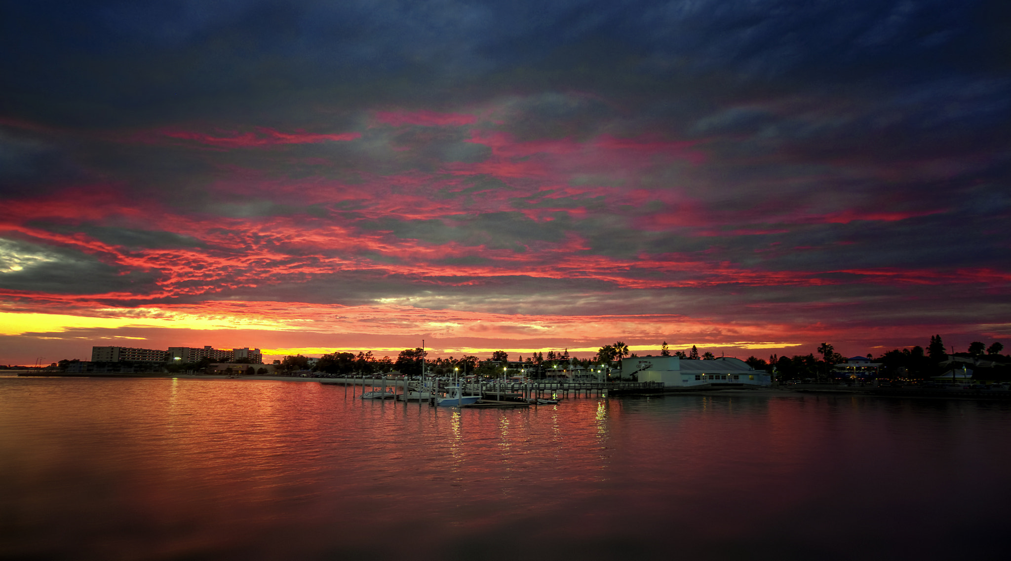 Panasonic Lumix DMC-LX5 sample photo. Gulfport florida sunset photography