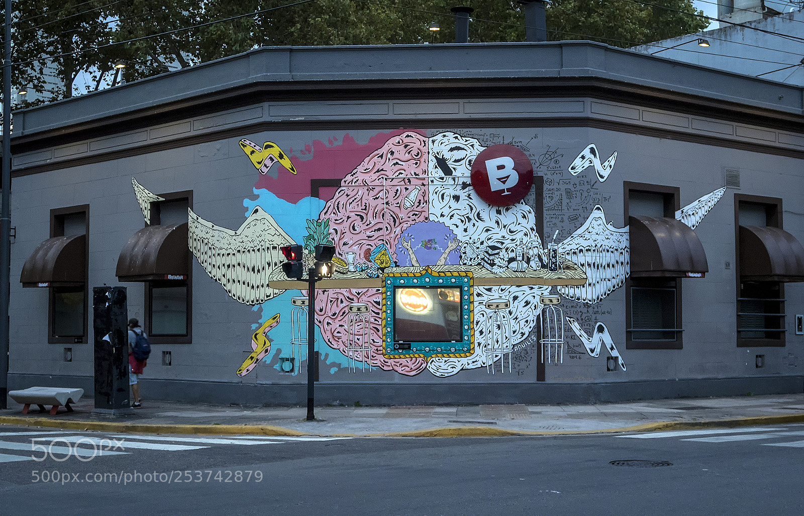 Olympus OM-D E-M1 sample photo. Mural moderno photography