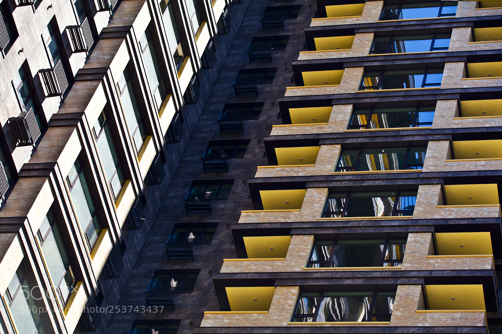 Canon EOS 5D Mark II sample photo. House after photography