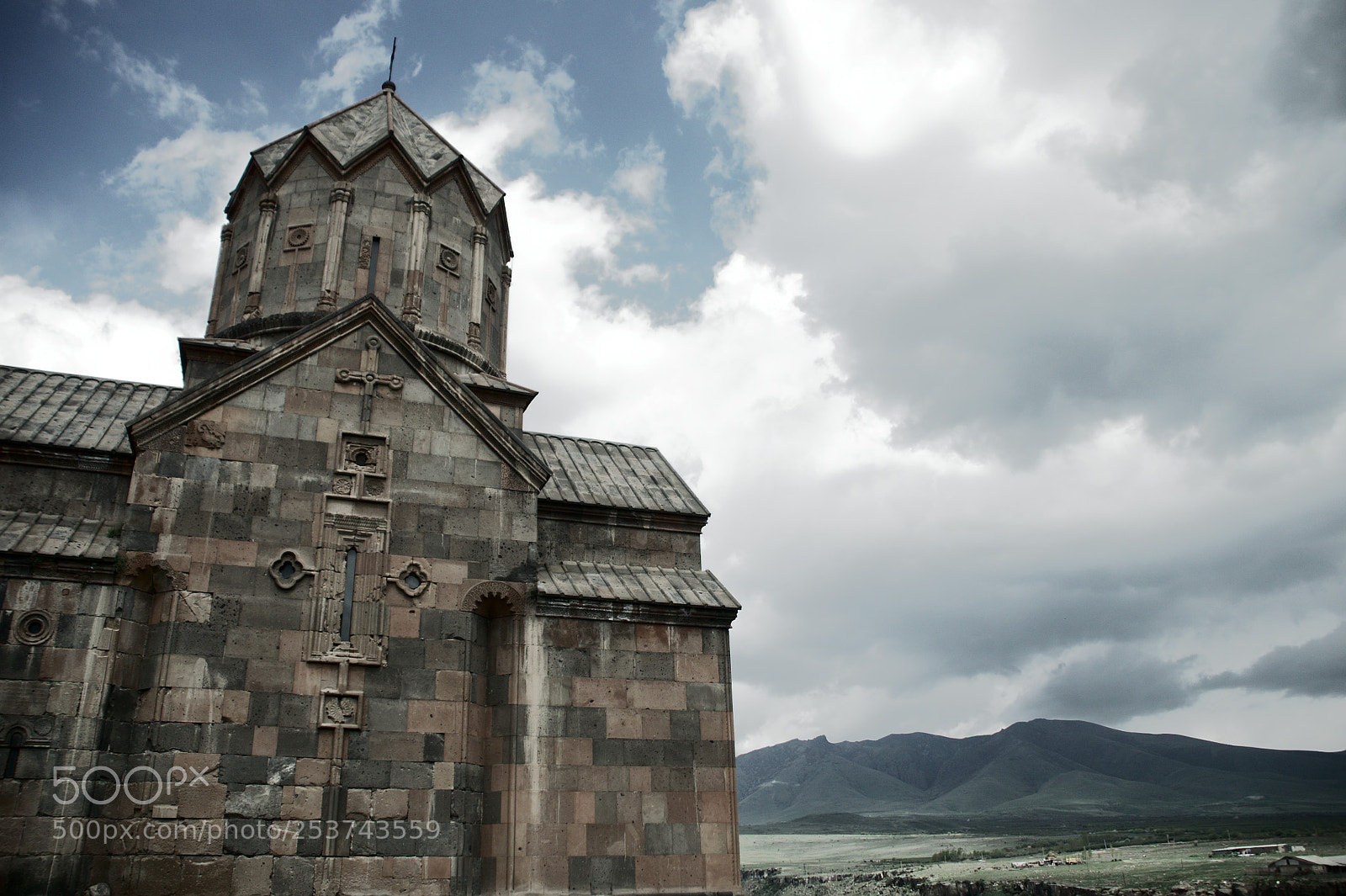 Nikon D5000 sample photo. Saint illuminate church photography