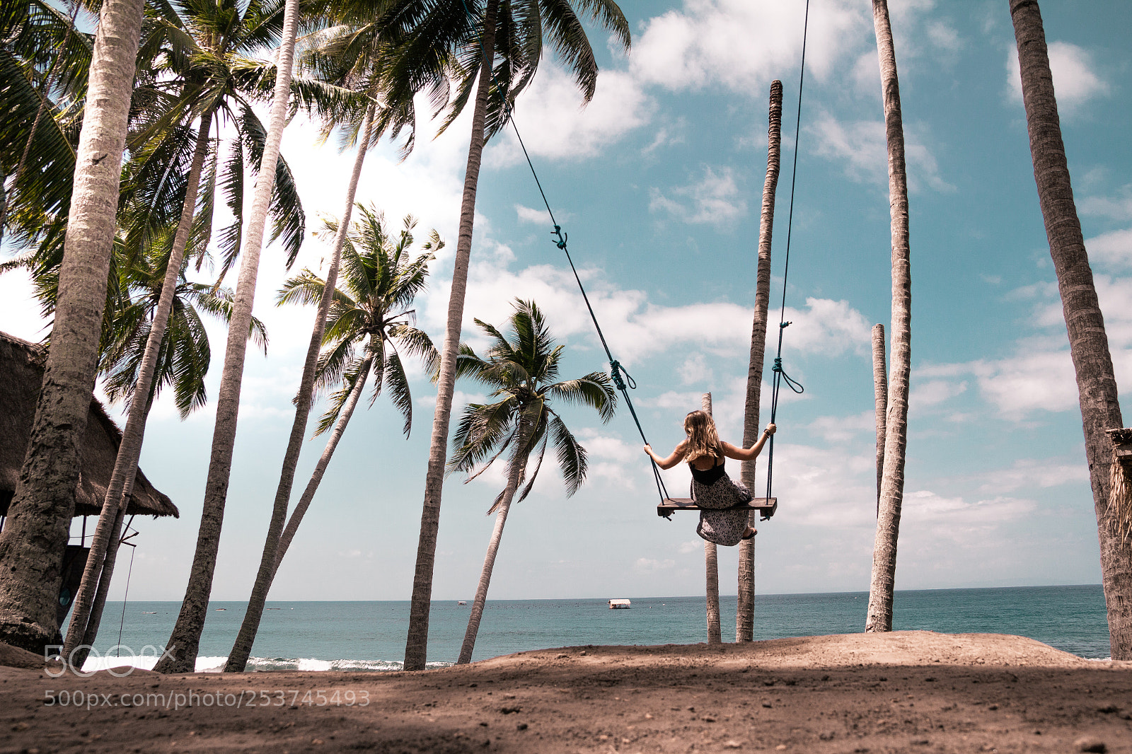 Canon EOS 700D (EOS Rebel T5i / EOS Kiss X7i) sample photo. Swinging in bali photography
