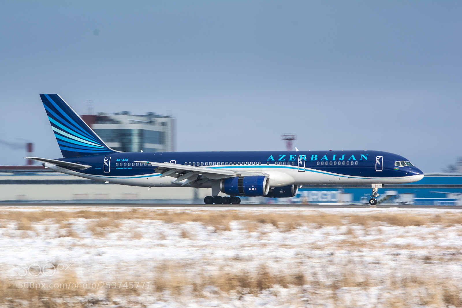 Nikon D5200 sample photo. Boeing 757 photography