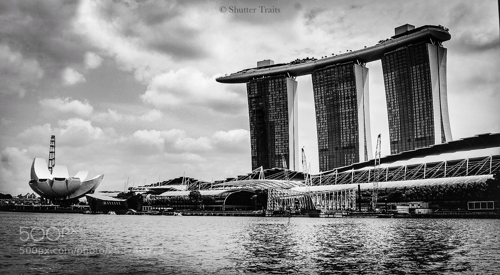 Canon EOS 1200D (EOS Rebel T5 / EOS Kiss X70 / EOS Hi) sample photo. Singapore marina bay sands photography