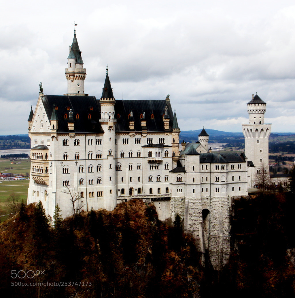 Canon EF-S 18-135mm F3.5-5.6 IS sample photo. Neuschwanstein castle photography