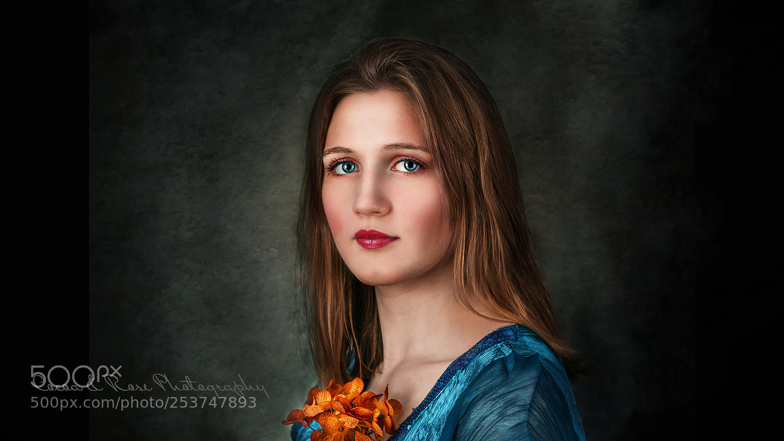 Sony a7R III sample photo. Turquoise & amber photography