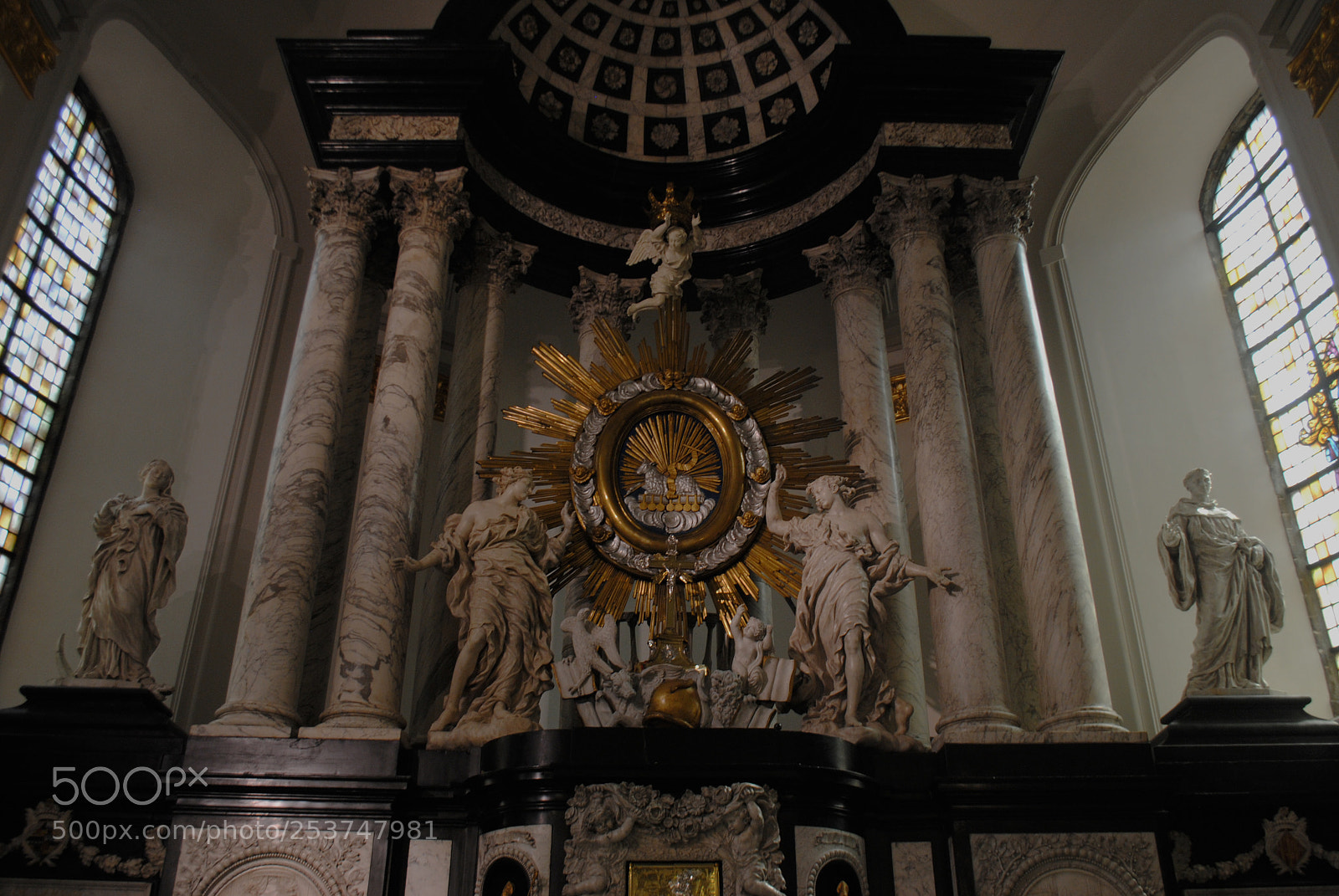 Nikon D3000 sample photo. Virga jesse basilica photography