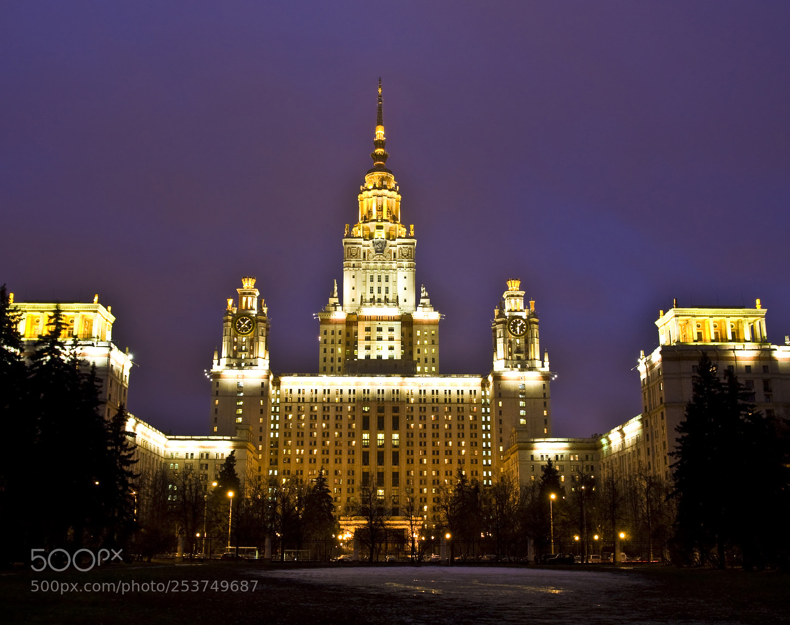 Canon EOS 450D (EOS Rebel XSi / EOS Kiss X2) sample photo. Moscow state university at photography