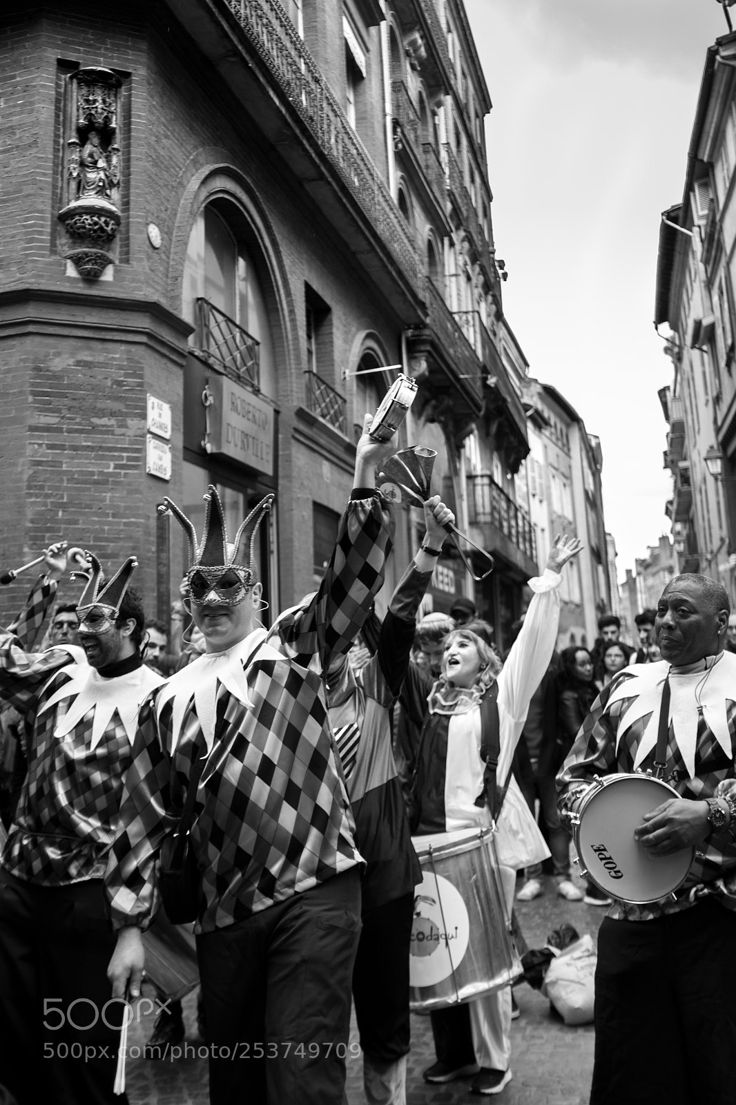 Fujifilm X100S sample photo. Rue saint rome photography
