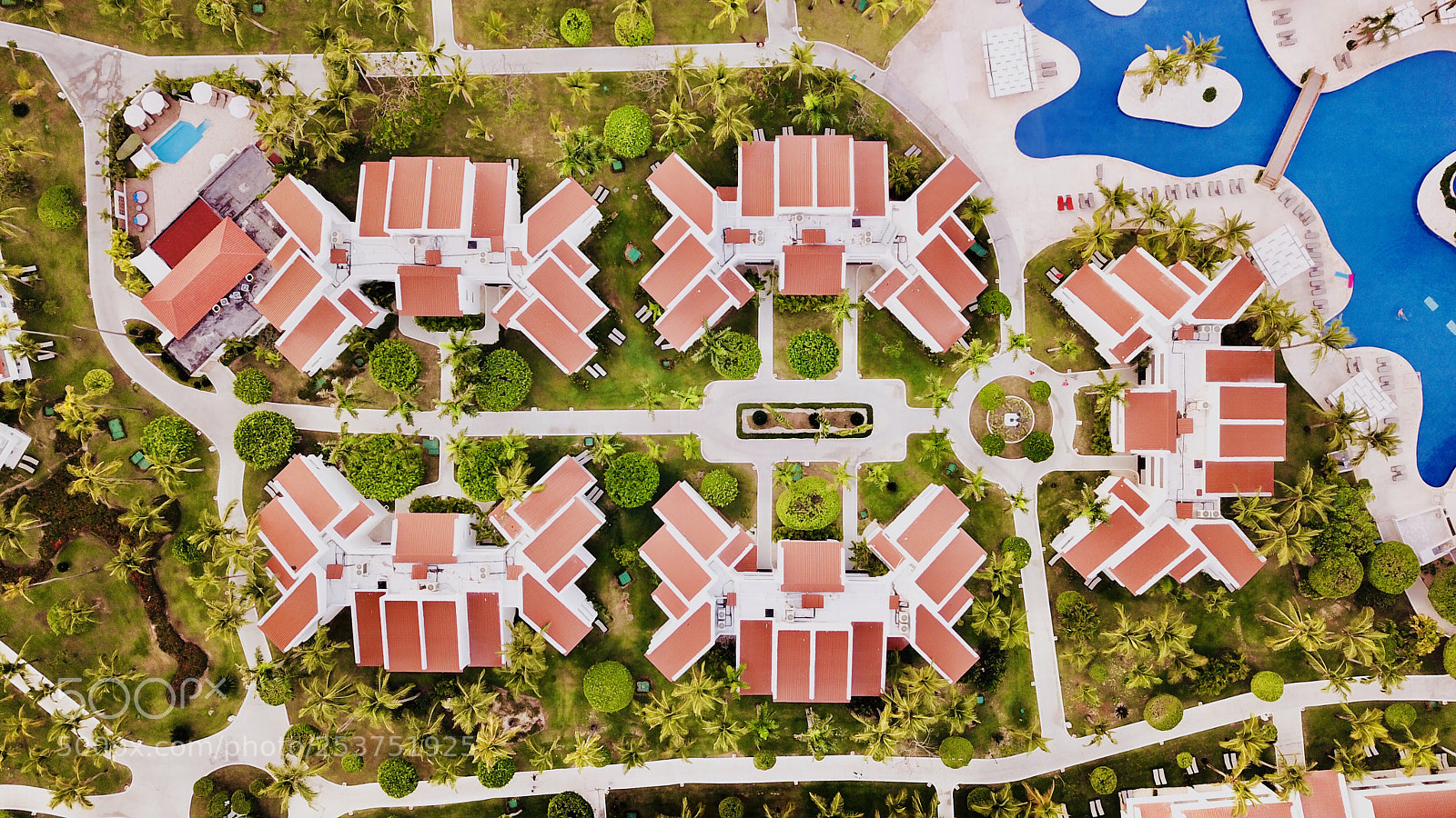 DJI FC220 sample photo. Resort ariel architecture photography