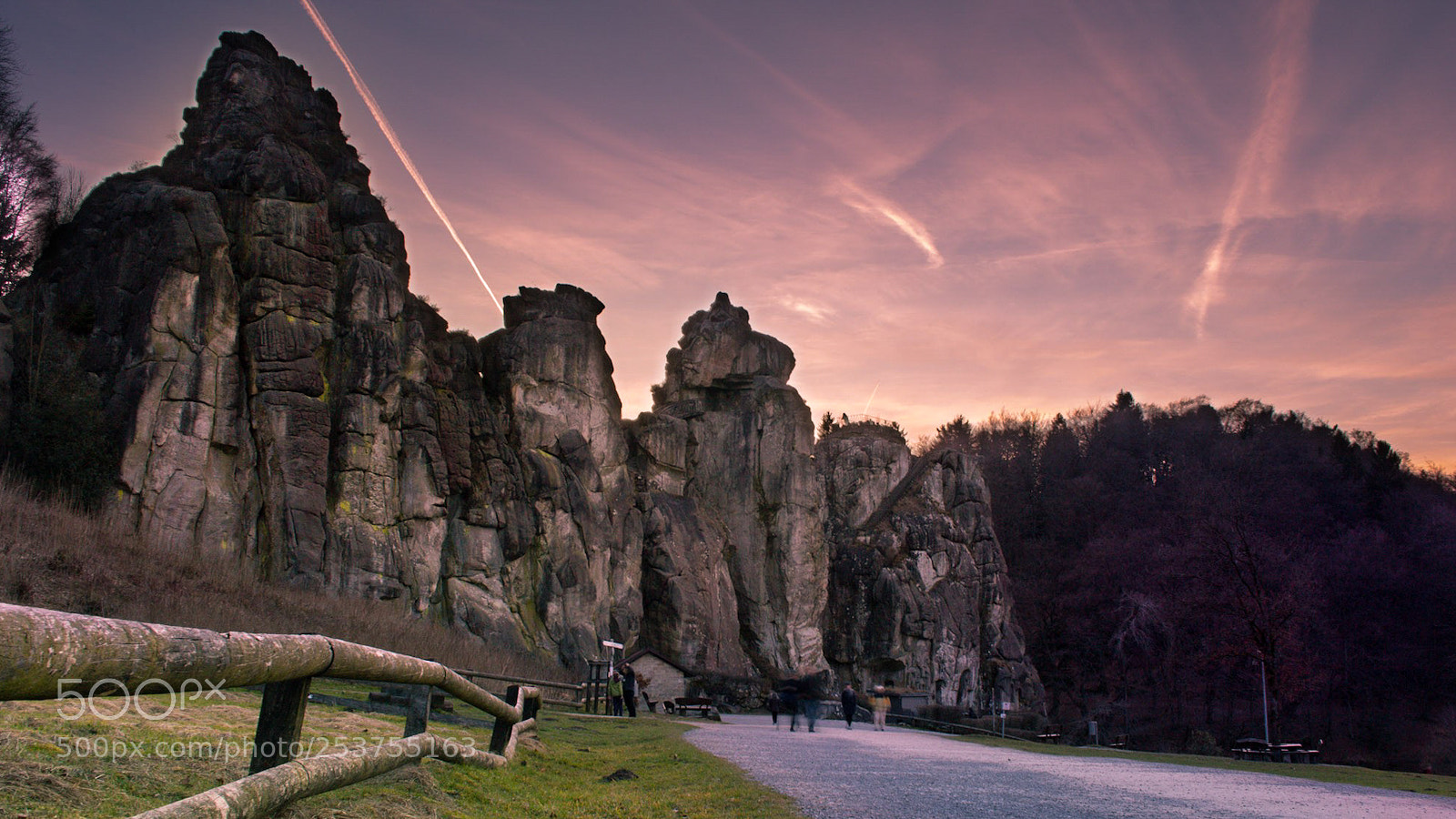 Canon EOS 700D (EOS Rebel T5i / EOS Kiss X7i) sample photo. Sunset at the externsteine photography