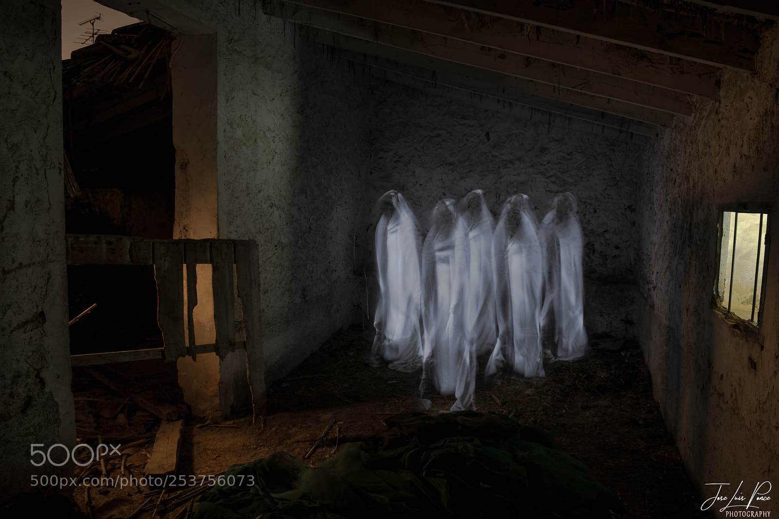 Nikon D3300 sample photo. Fantasmas photography