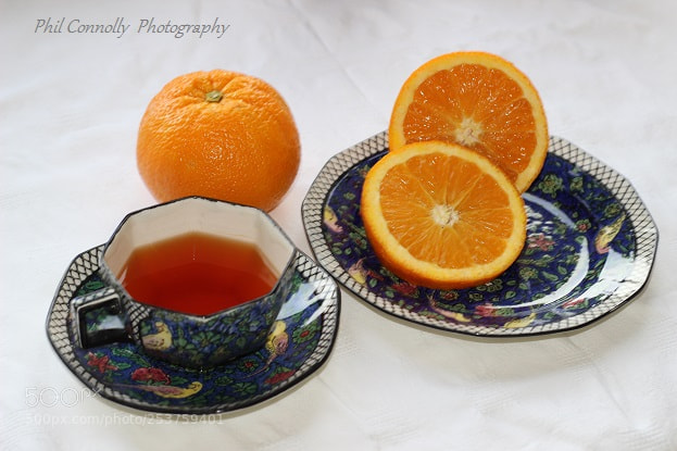 Canon EOS 600D (Rebel EOS T3i / EOS Kiss X5) sample photo. And she feeds you photography