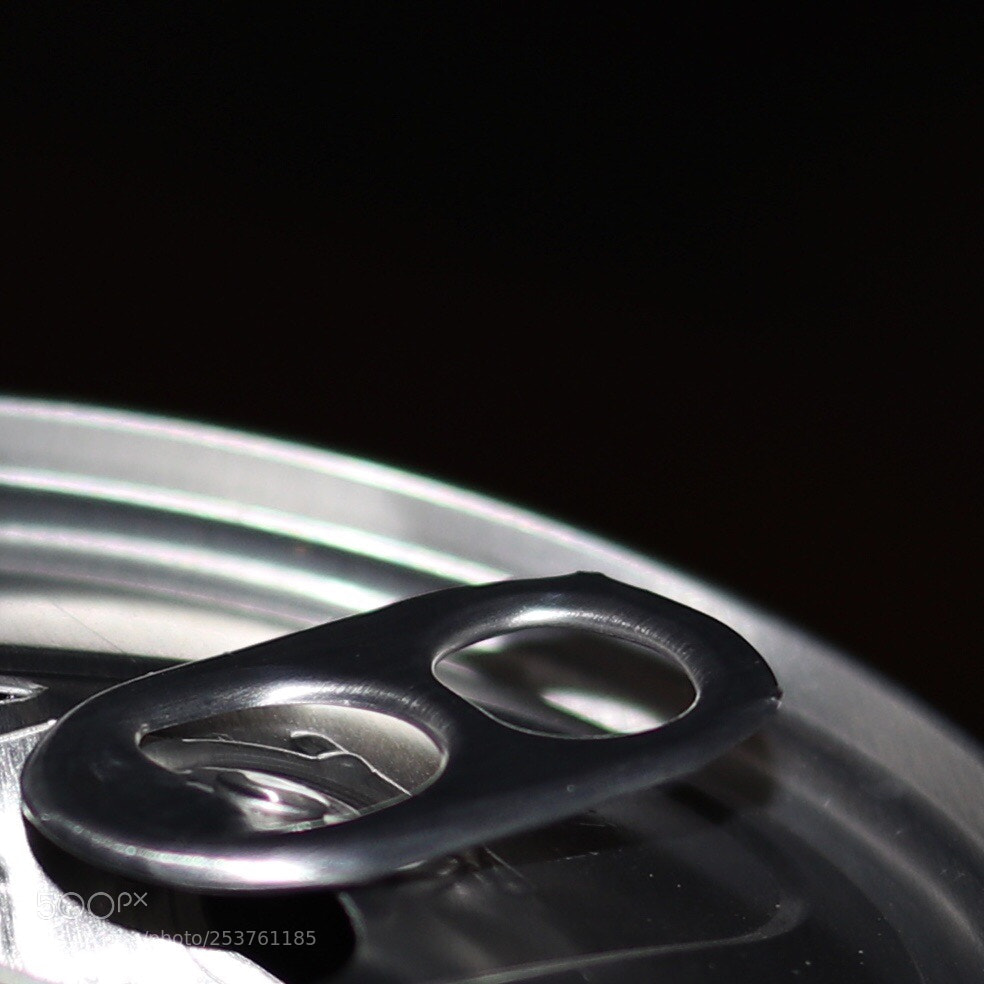 Canon EOS 200D (EOS Rebel SL2 / EOS Kiss X9) sample photo. Tinplate  photography