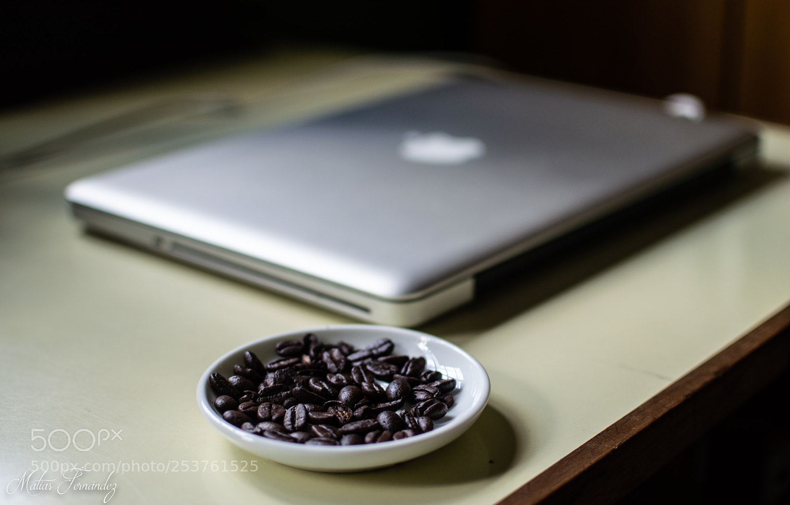 Nikon D3200 sample photo. Starbucks sumatra beans photography