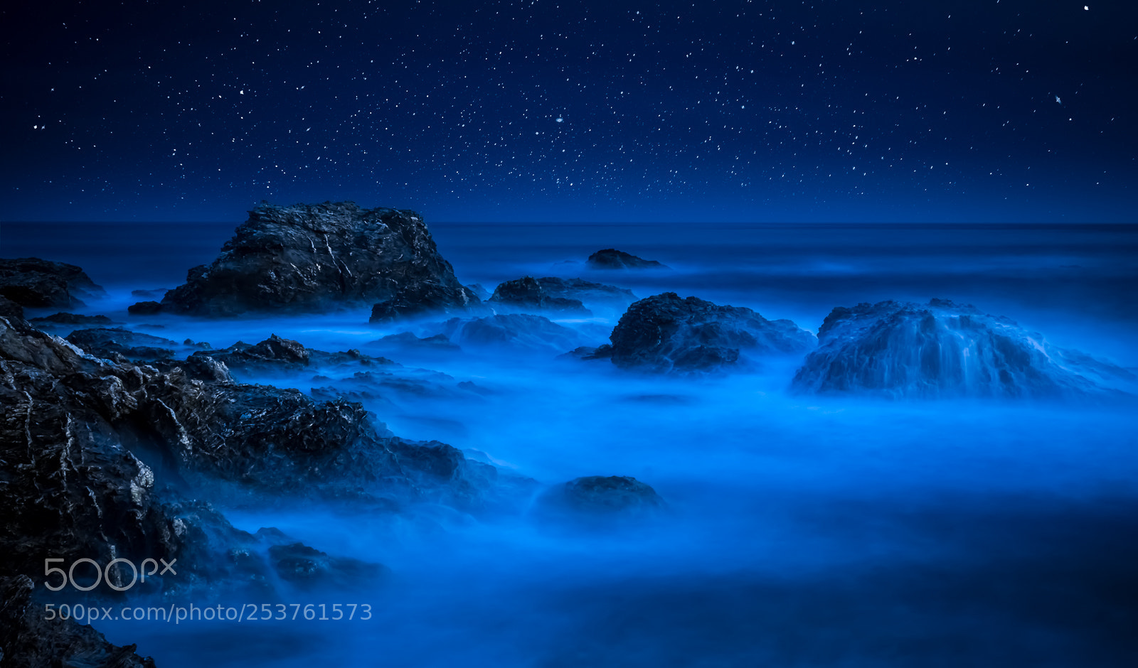 Sony SLT-A77 sample photo. Nocturnal sea (six-fours-les-plages) photography