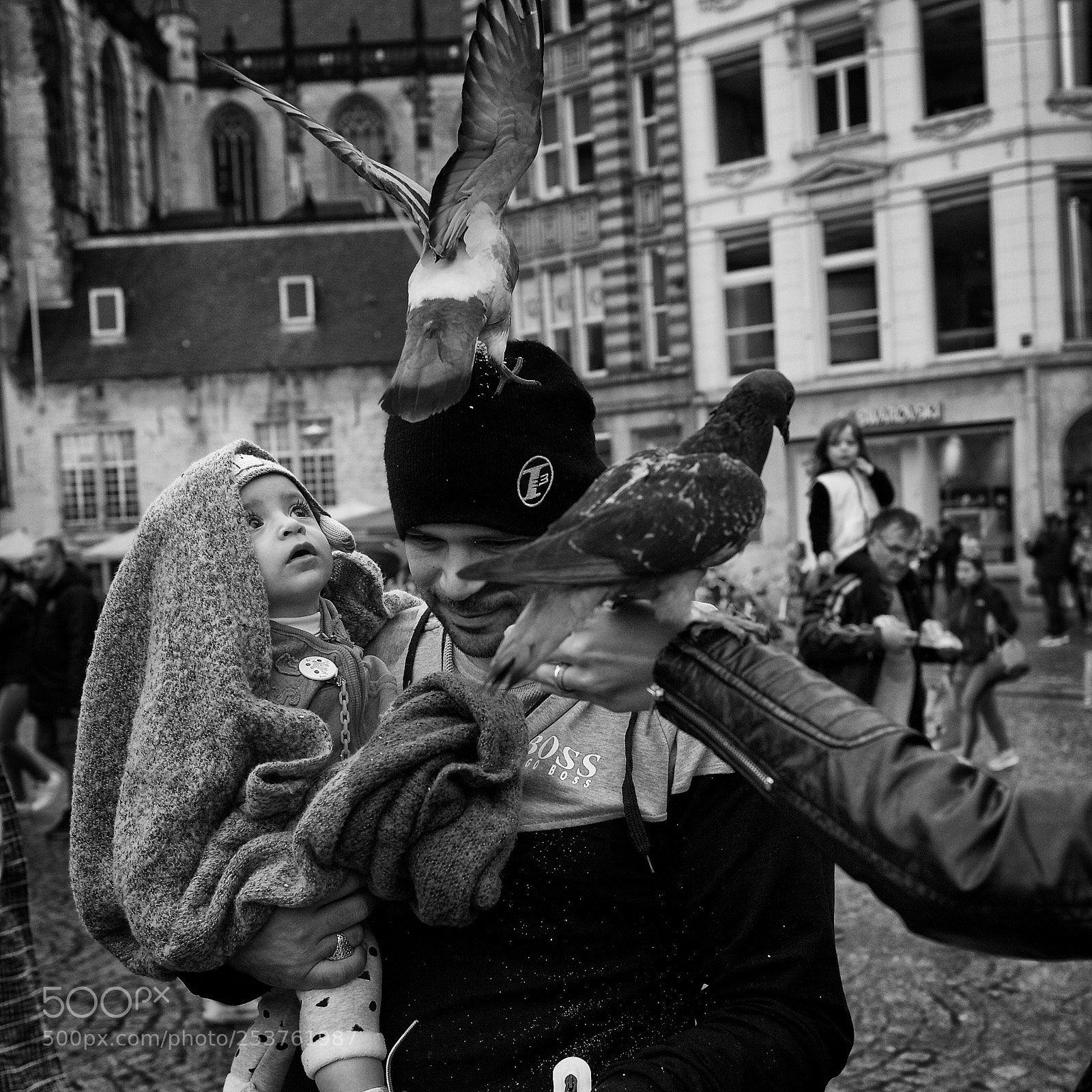Canon EOS 5D Mark II sample photo. Amsterdam people photography