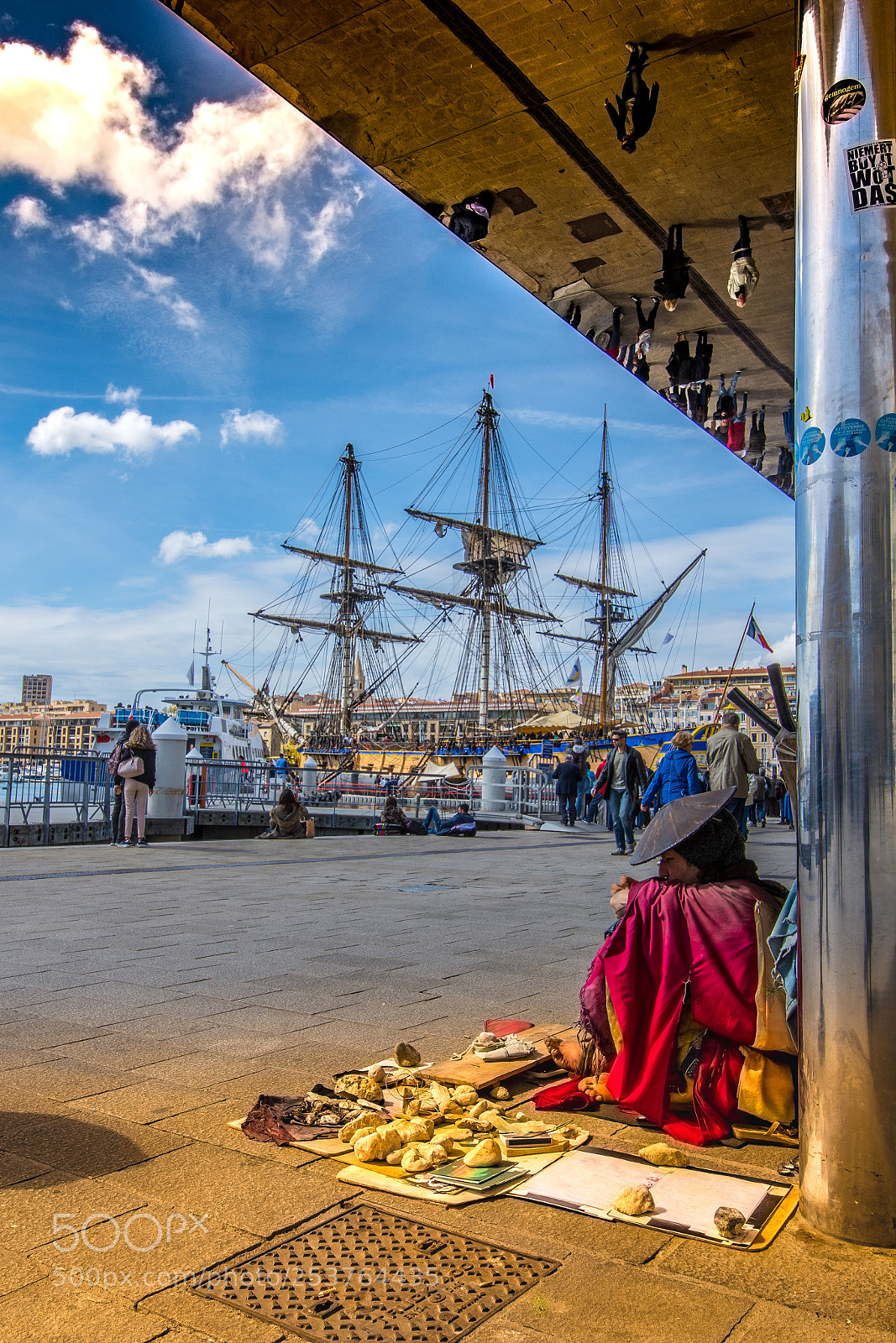 Nikon D7200 sample photo. L'hermione et le vendeur photography