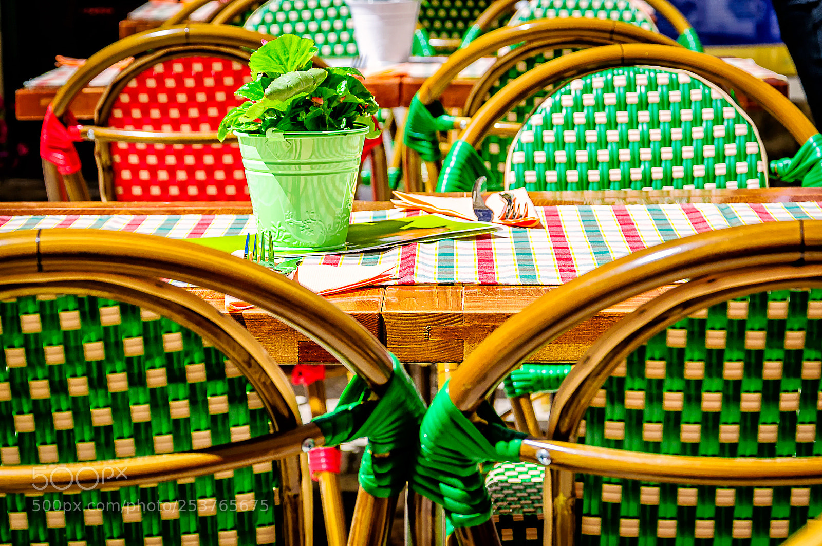 Nikon D90 sample photo. Table photography