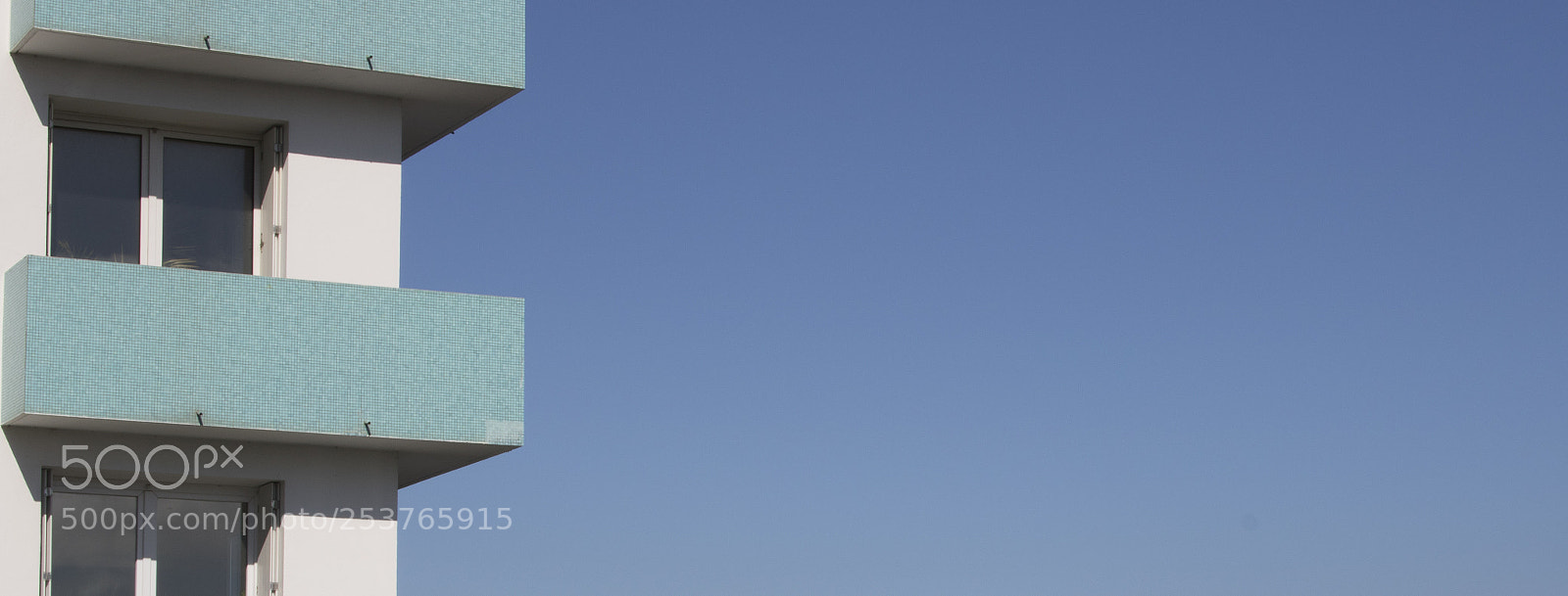 Canon EOS 750D (EOS Rebel T6i / EOS Kiss X8i) sample photo. Blue and blue again photography