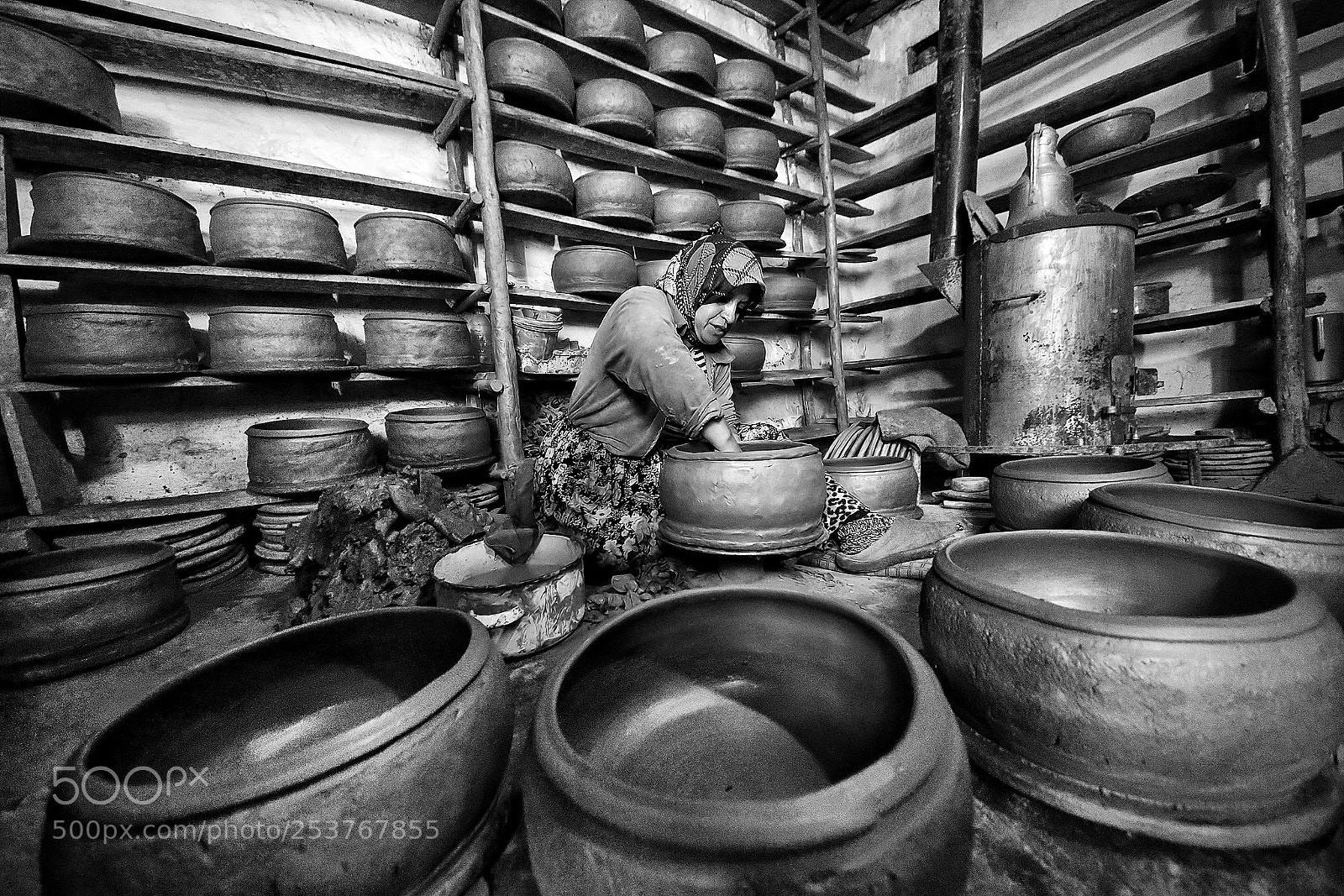 Canon EOS-1D X sample photo. Pot maker photography