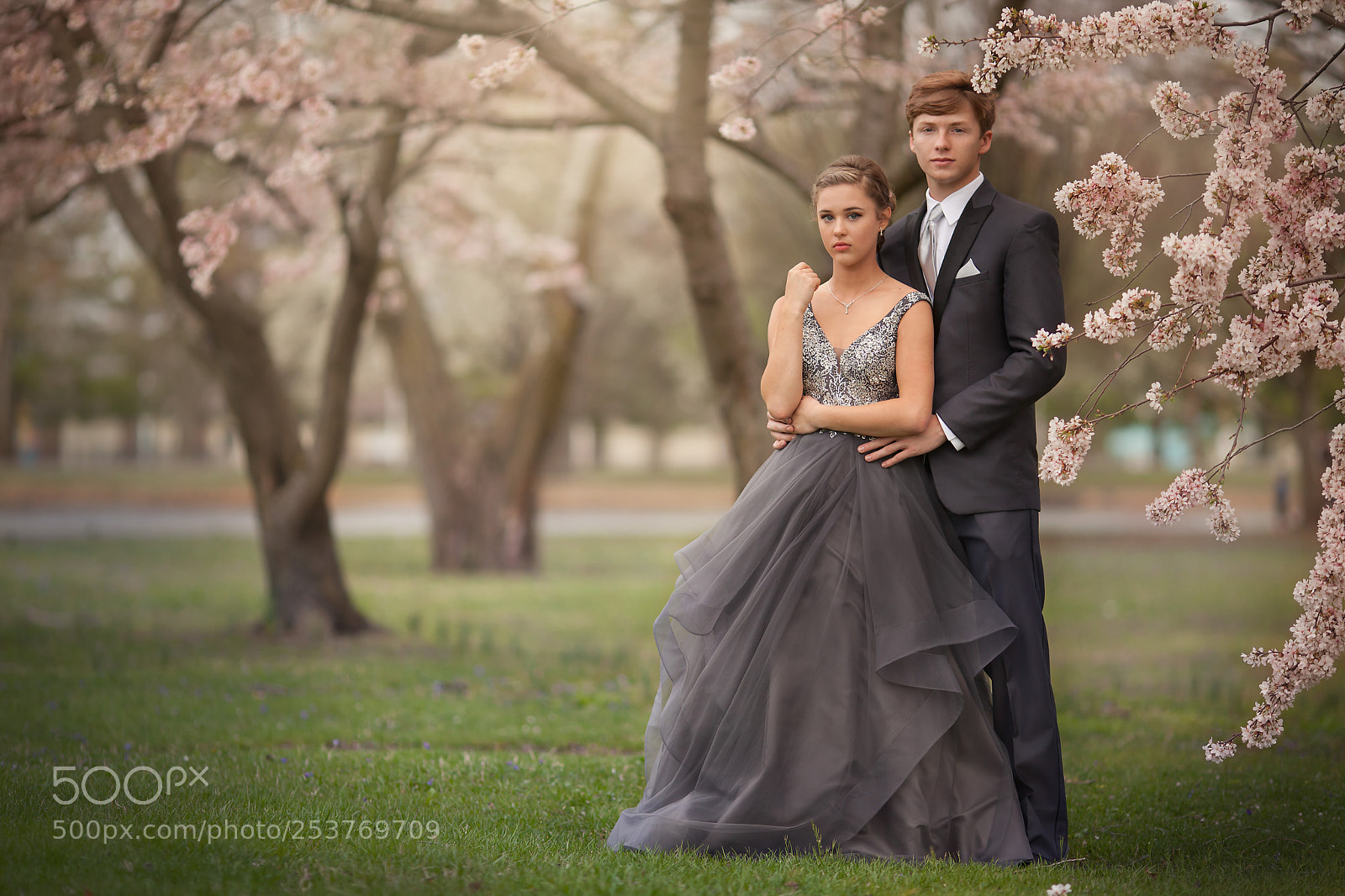 Canon EOS 5D Mark II sample photo. Young love photography