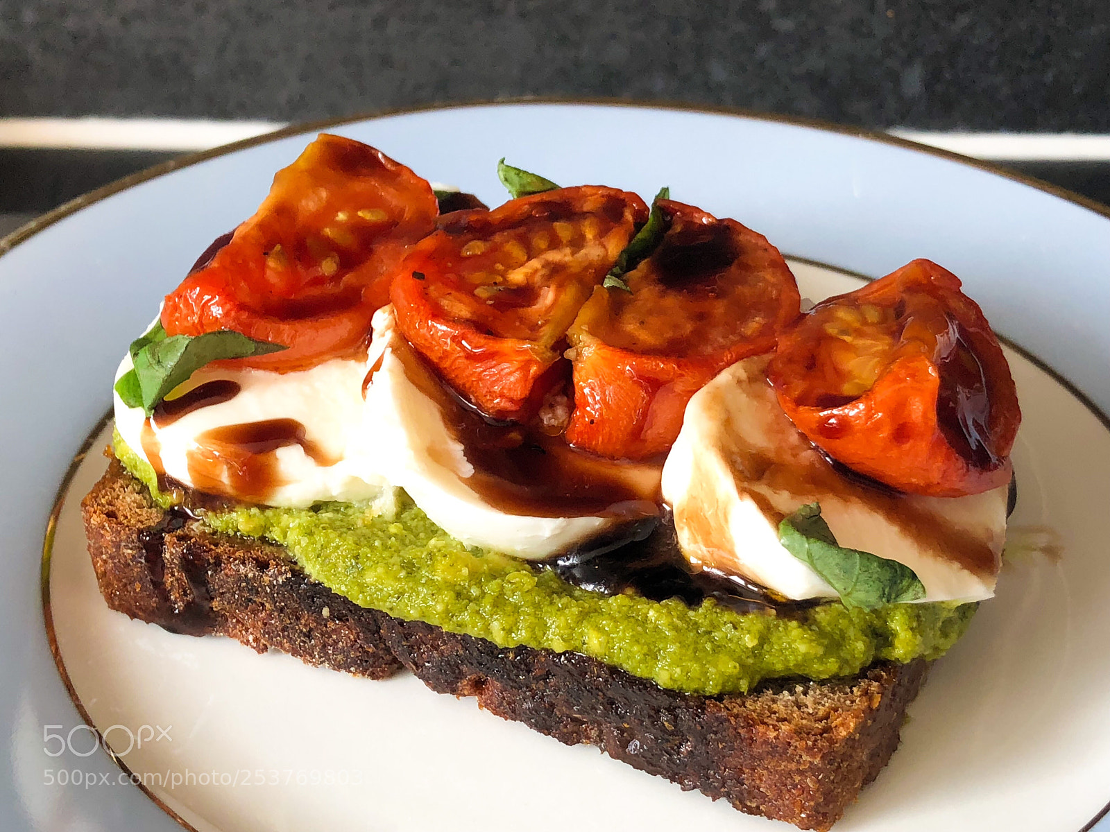 Apple iPhone 8 Plus sample photo. An open rye vegetarian photography