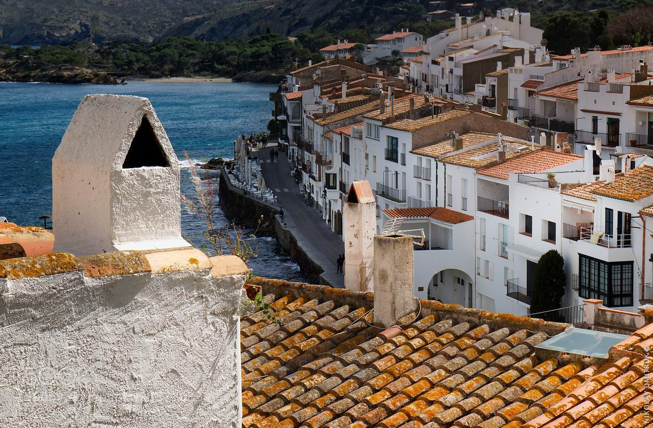 Sony a6000 sample photo. The roof of cadaqu photography